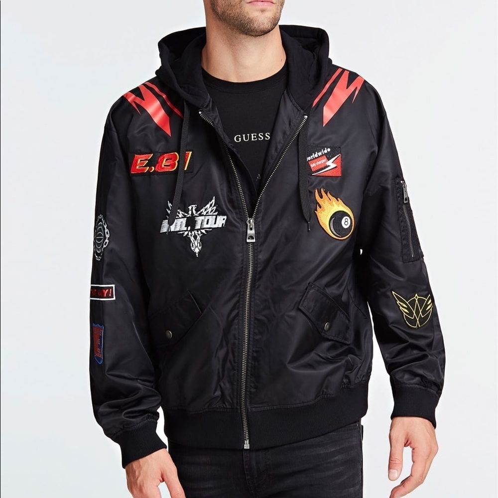 New GUESS Bomber with patches and hood Jacket SZ M